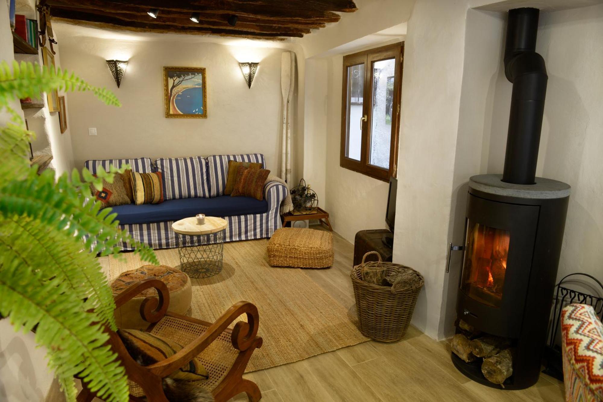 Holiday home Casa Mona- Andalucian Mountain Village Getaway Guejar Sierra